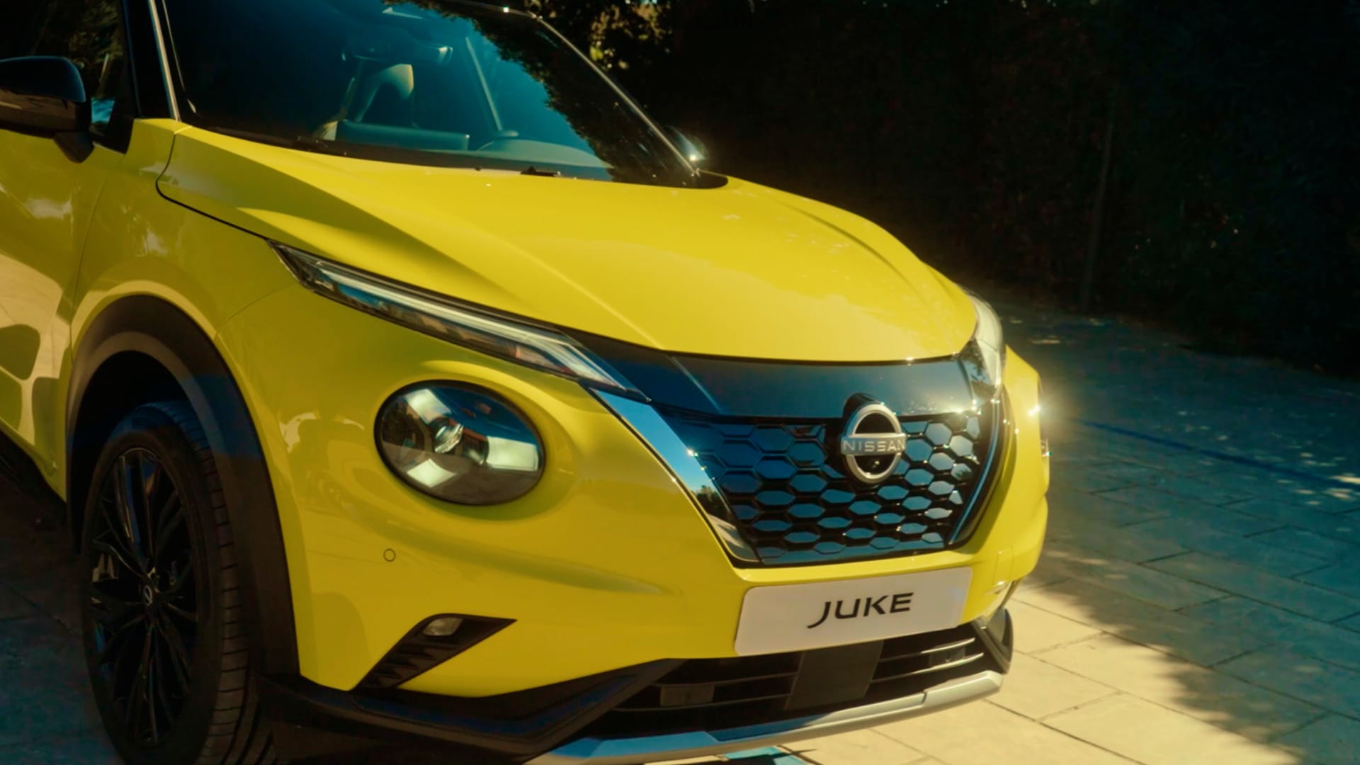 Videoløkke med Nissan JUKE’s udvendige design forfra